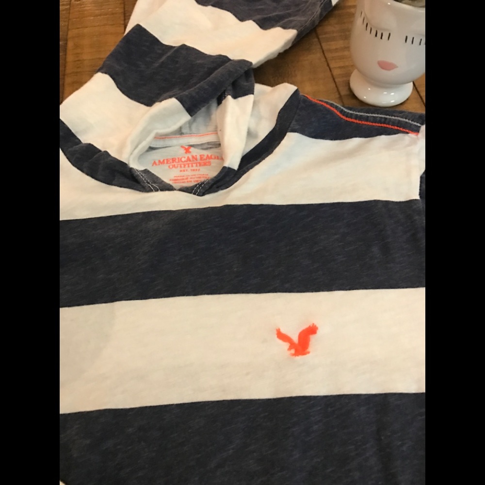 American Eagle Lady’s lightweight hoodie - Picture 3 of 6